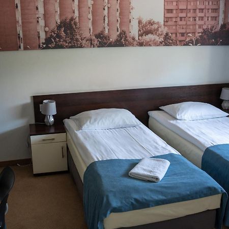 Aparthotel Strefa Budget Tychy Esterno foto
