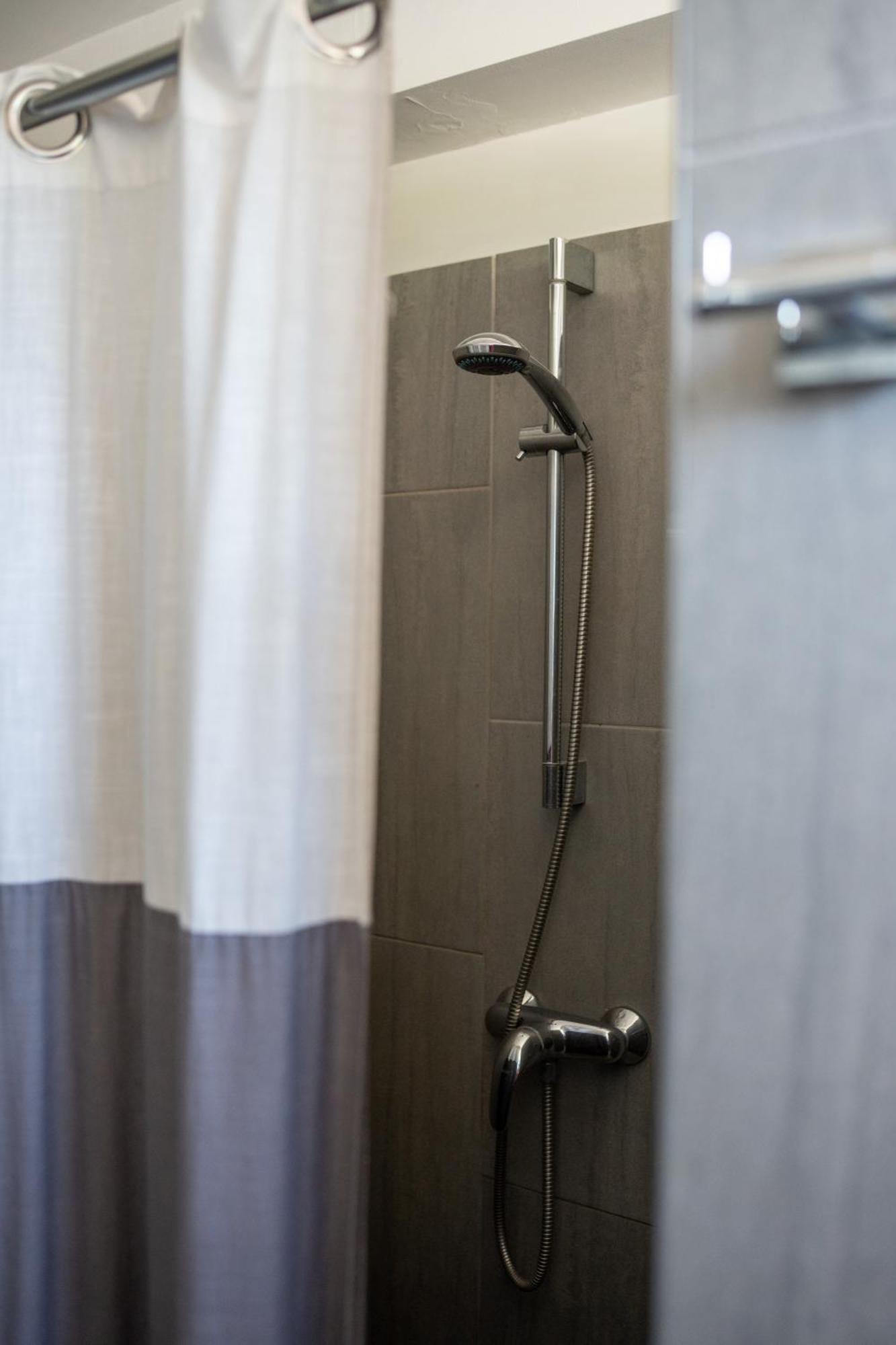 Aparthotel Strefa Budget Tychy Esterno foto