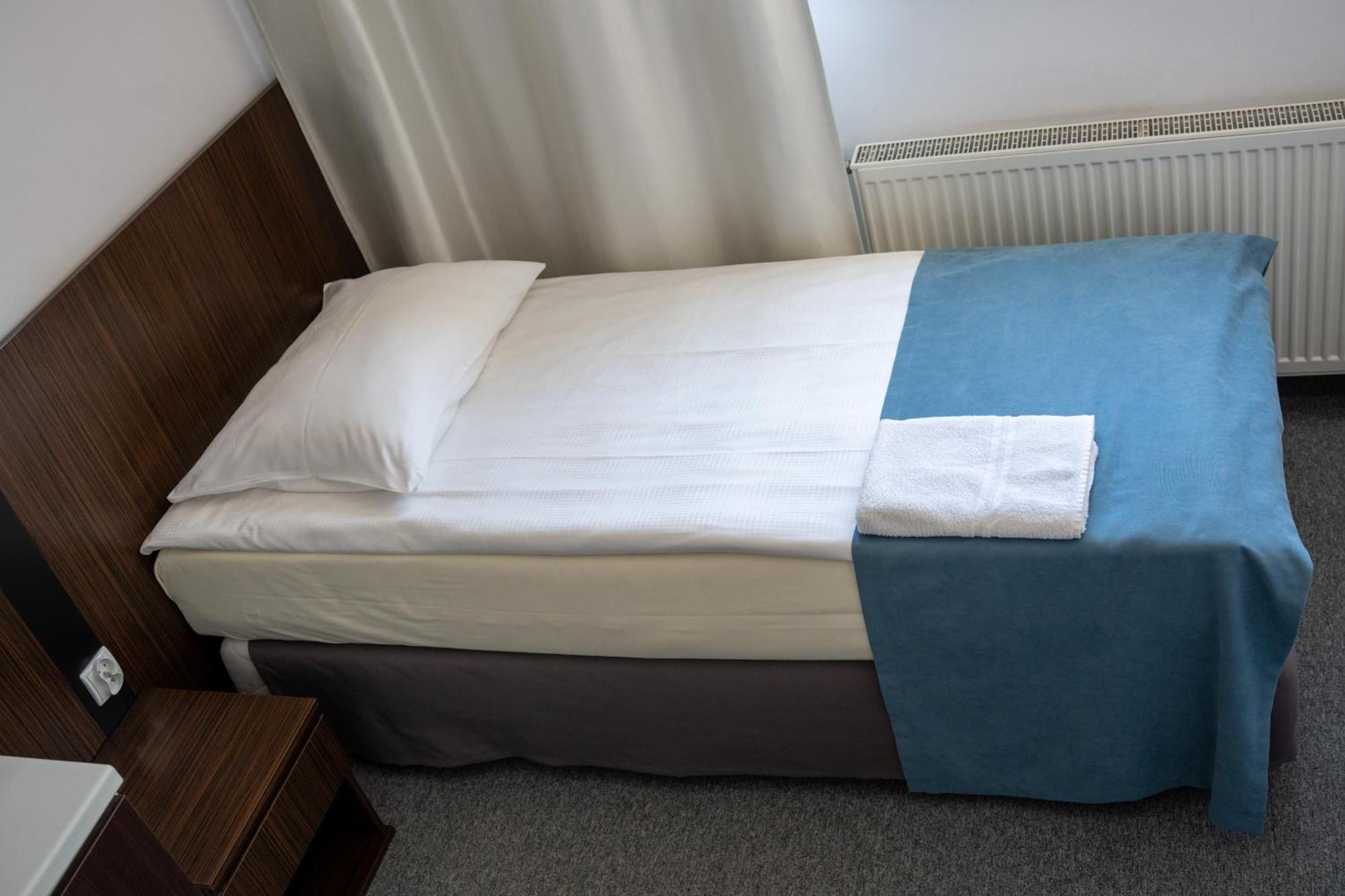 Aparthotel Strefa Budget Tychy Esterno foto
