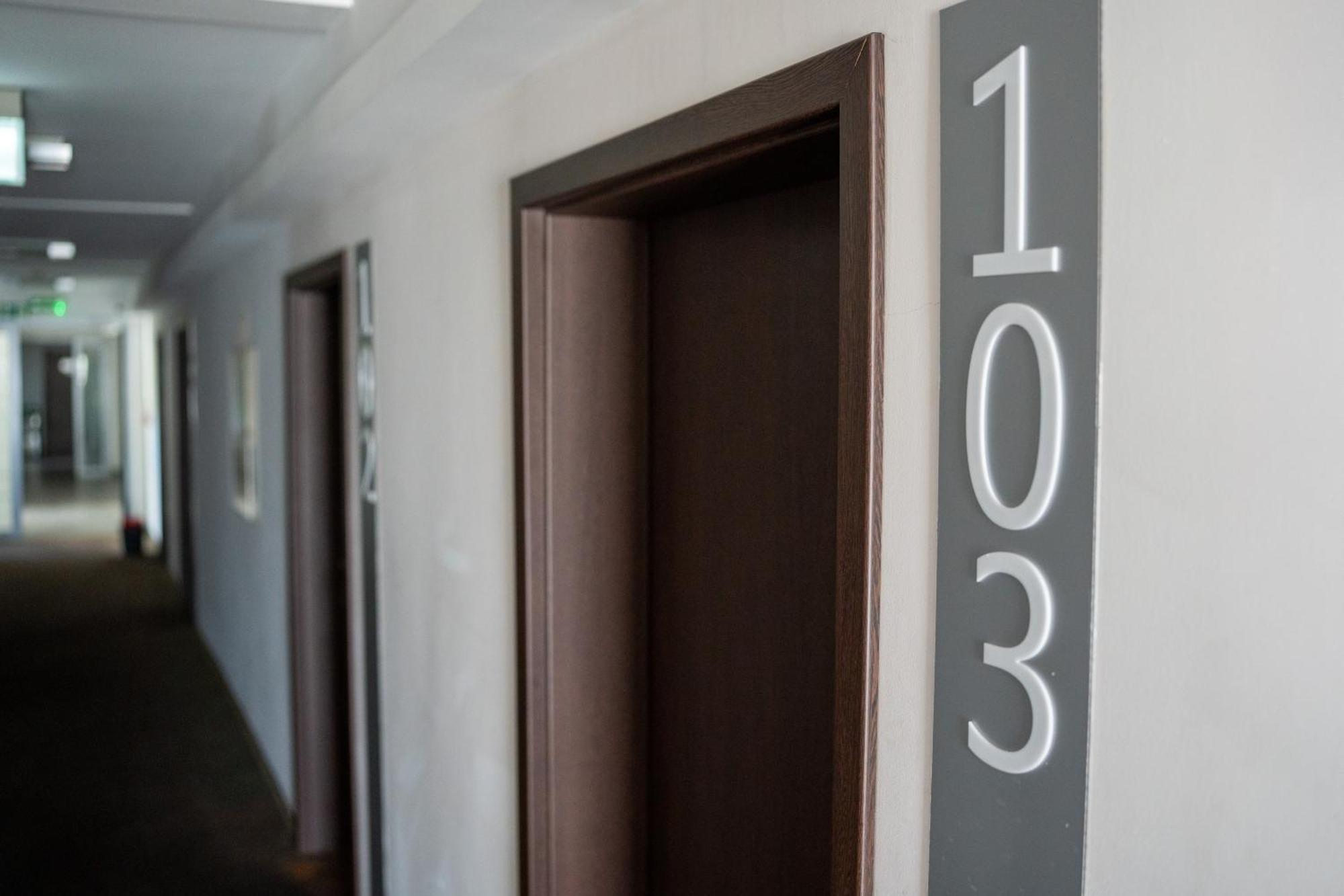 Aparthotel Strefa Budget Tychy Esterno foto