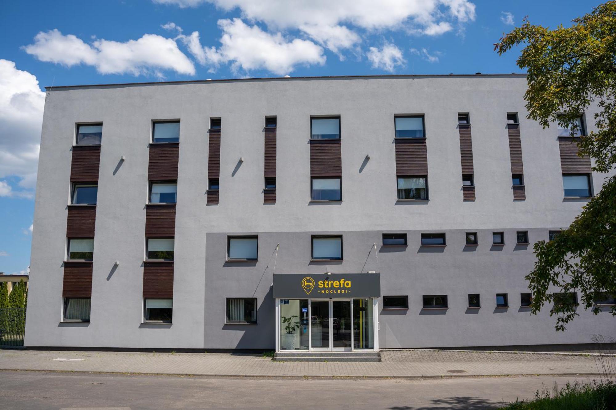 Aparthotel Strefa Budget Tychy Esterno foto